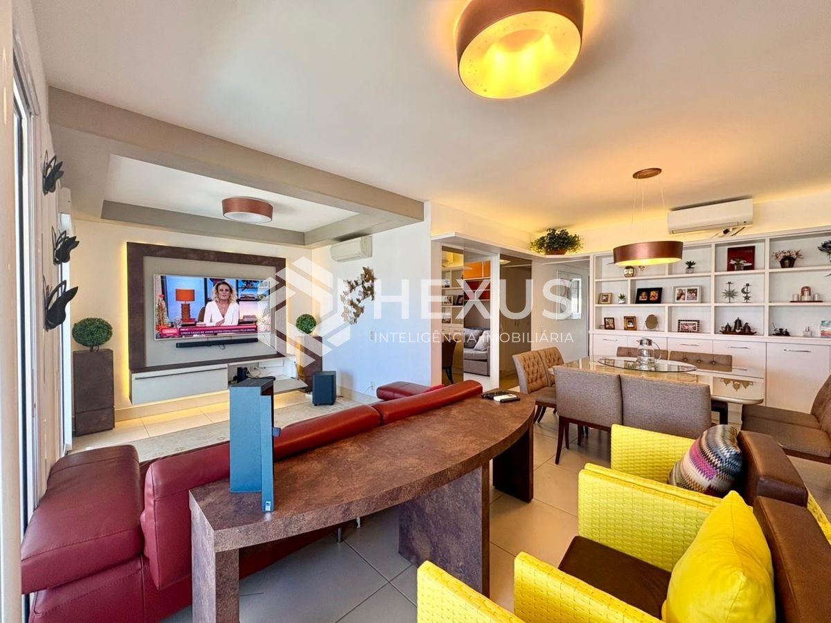 Foto 4 de Apartamento com varanda gourmet e lazer de clube na Praia da Enseada, Guaruja