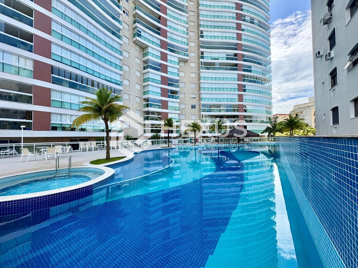 Foto 3 de Apartamento com varanda gourmet e lazer beira mar da Praia da Enseada, Guaruja