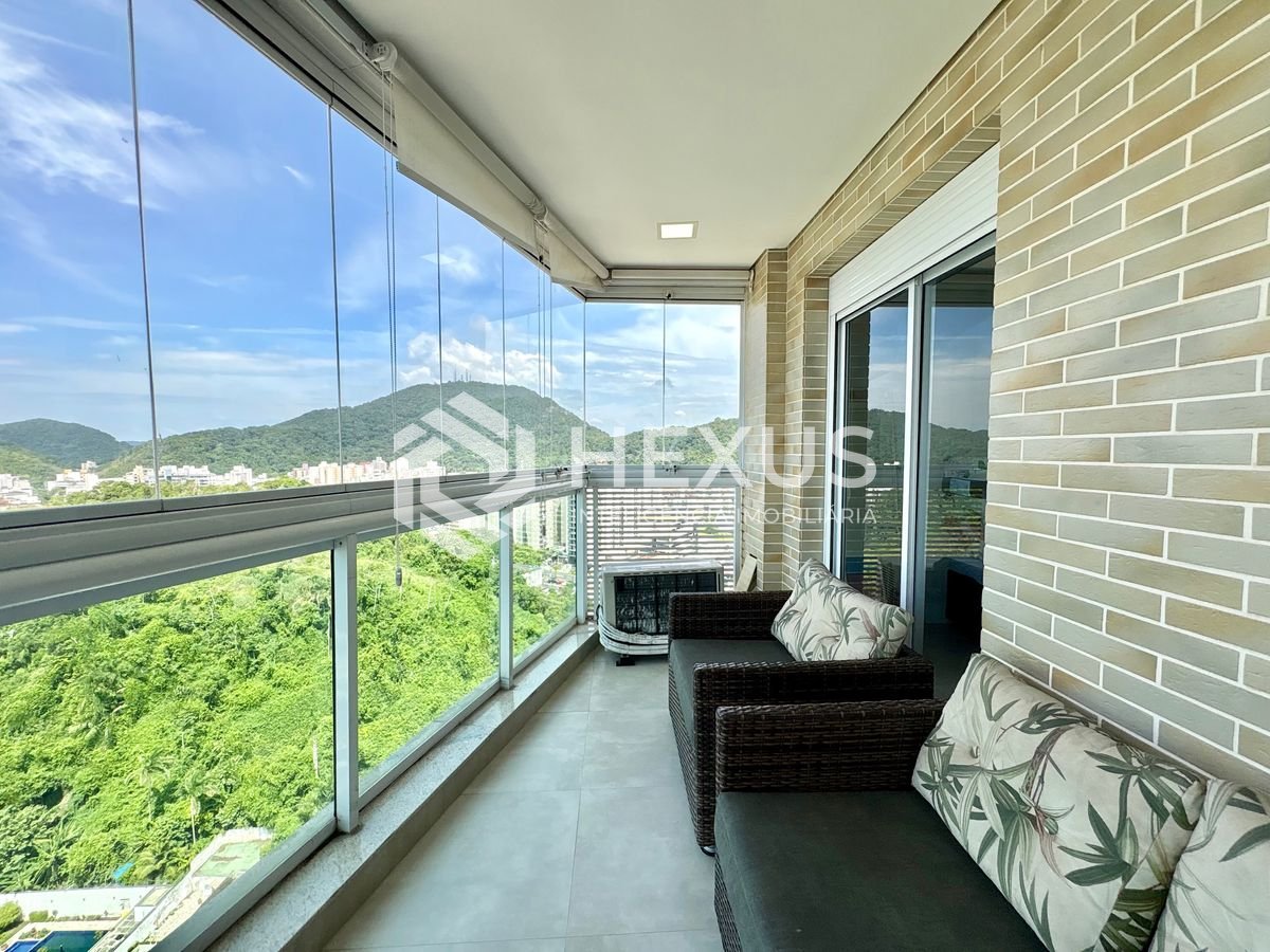 Foto 4 de Apartamento com varanda gourmet e lazer beira mar da Praia da Enseada, Guaruja