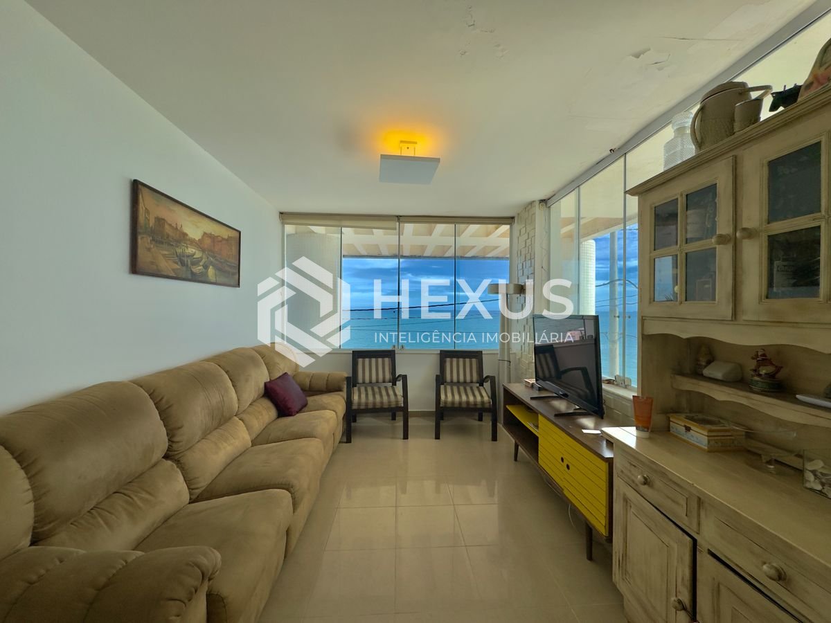 Foto 4 de Apartamento reformado frente mar na Praia das Pitangueiras, Guaruja