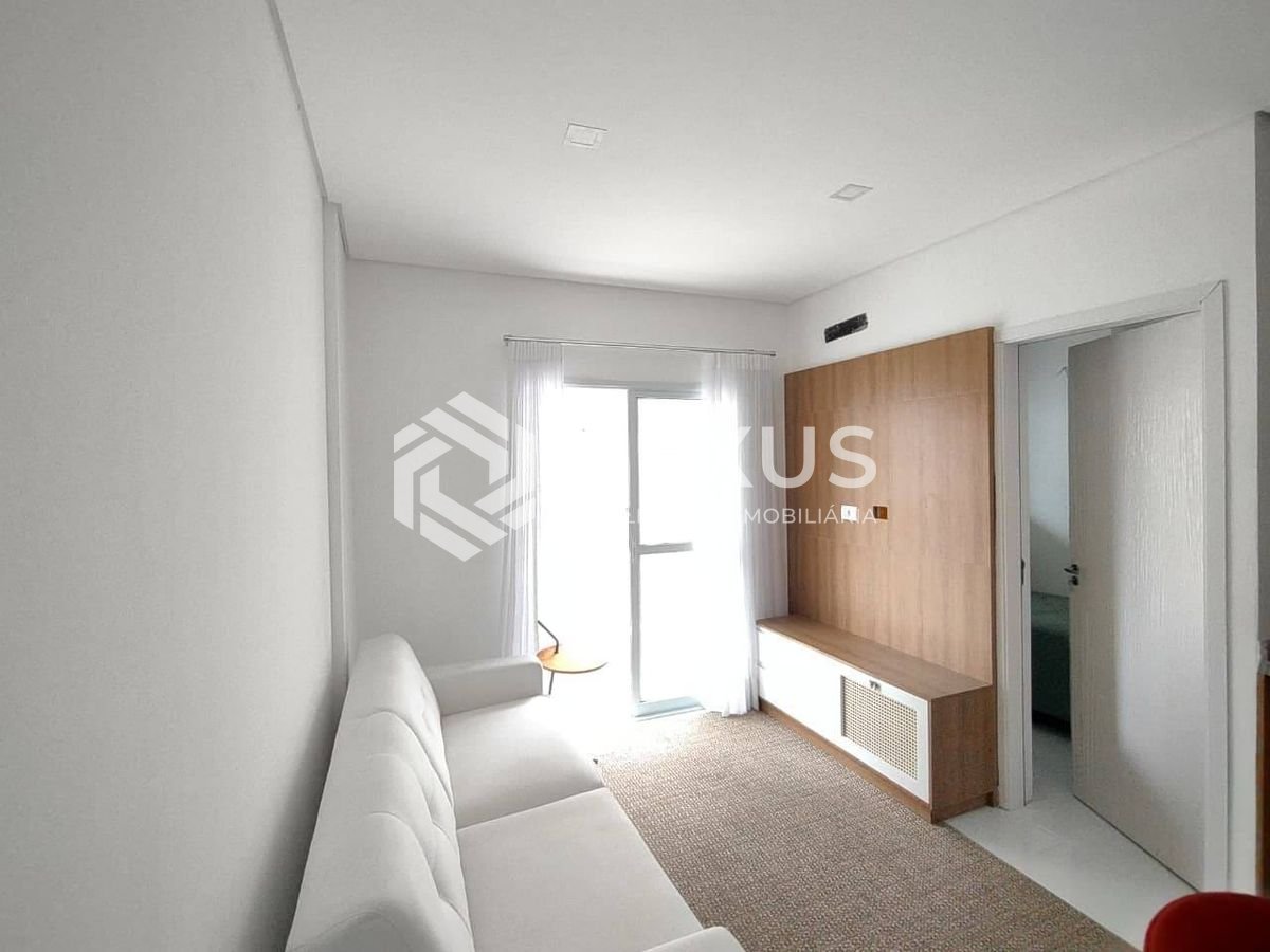 Foto 4 de Apartamento com varanda na Praia da Enseada, Guaruja