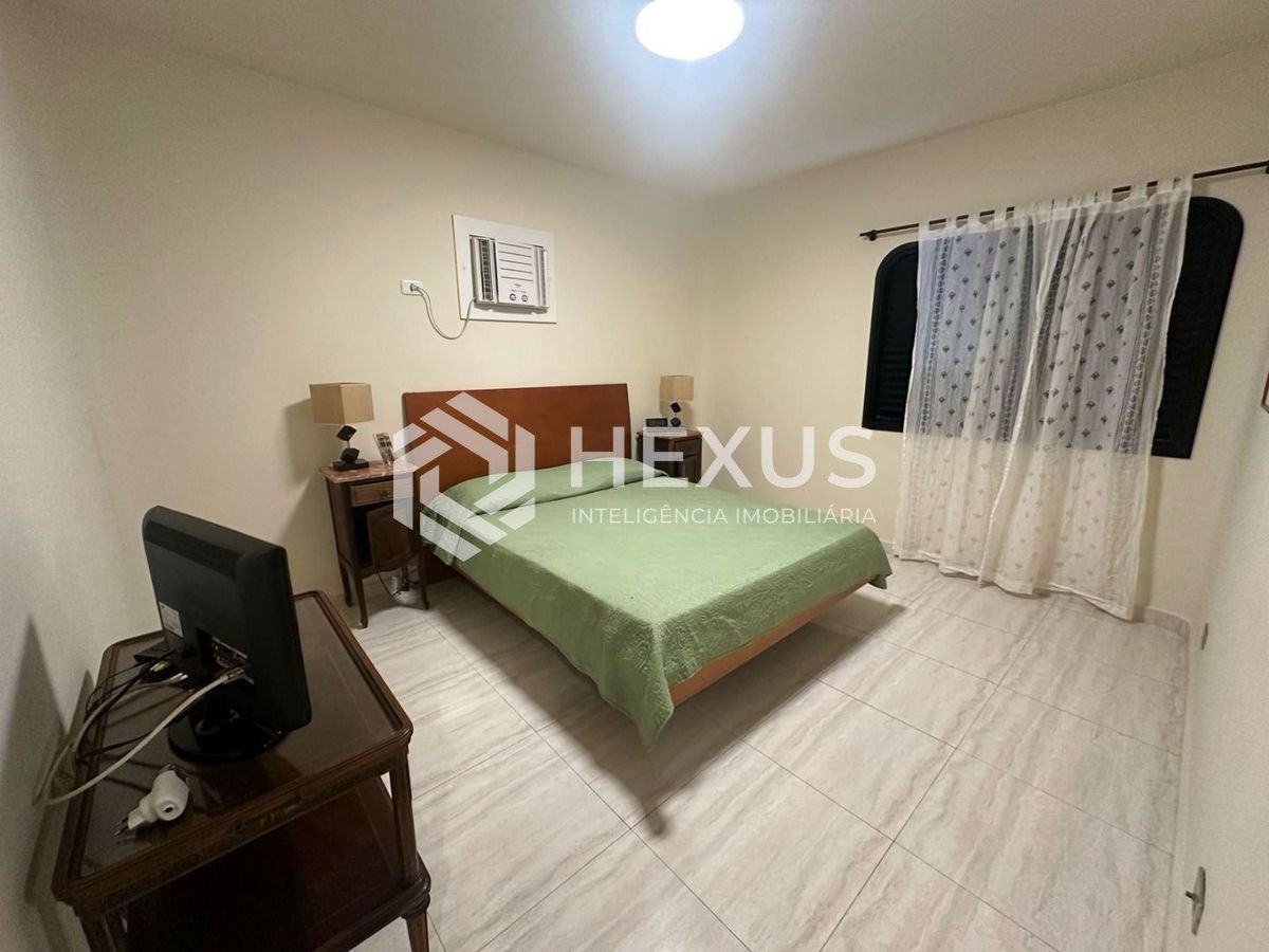 Foto 5 de Apartamento com varanda na Praia da Enseada, Guaruja