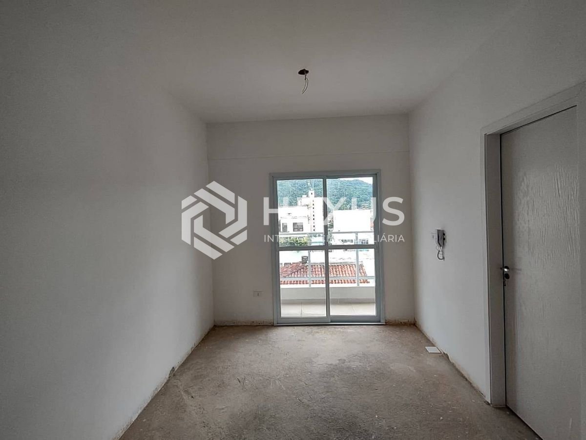 Foto 2 de Apartamento com varanda e lazer na Praia da Enseada, Guaruja