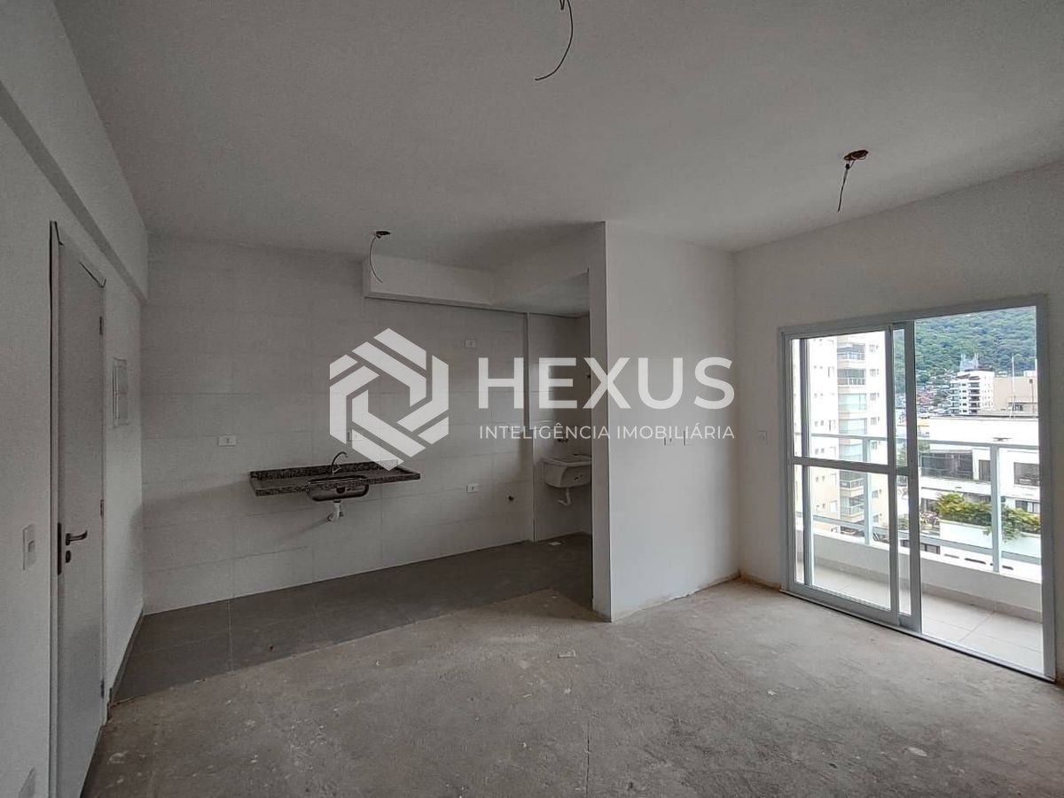 Foto 5 de Apartamento com varanda e lazer na Praia da Enseada, Guaruja