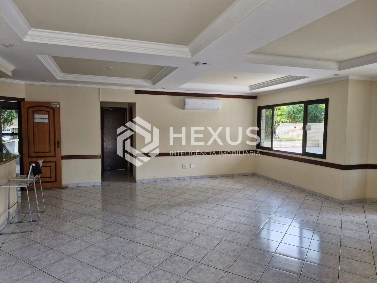 Foto 3 de Apartamento com varanda e lazer na Praia das Astúrias à venda, Guarujá