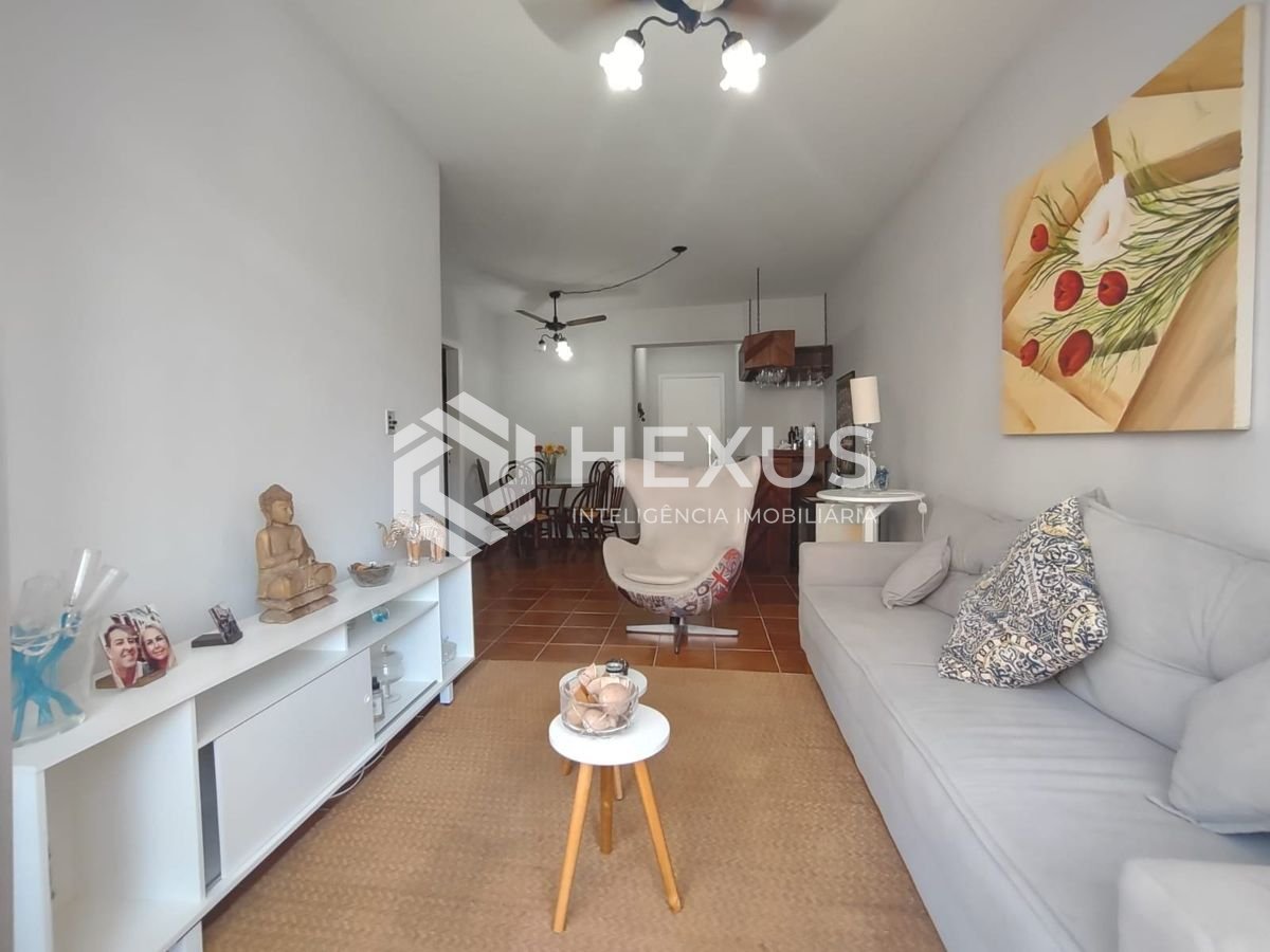 Foto 3 de Apartamento com varanda na Praia da Enseada, Guaruja