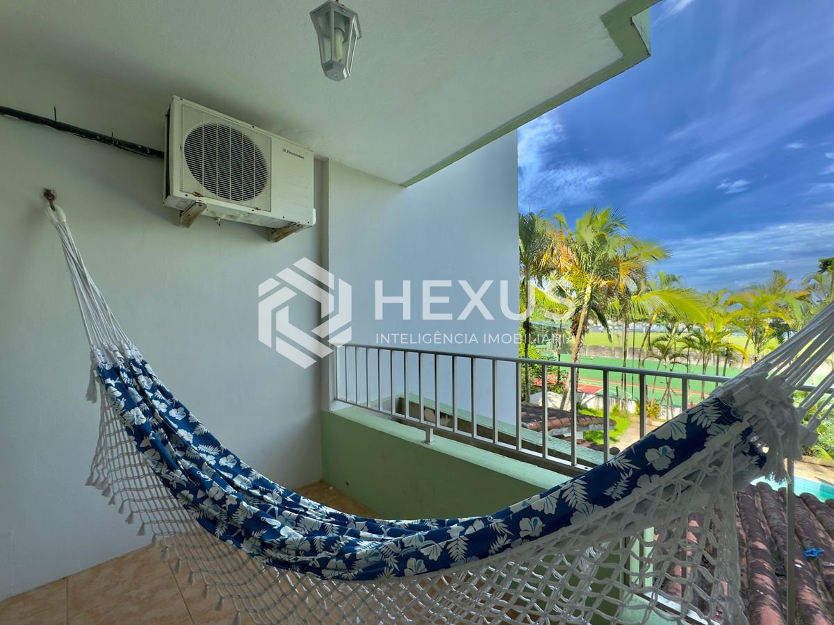 Foto 4 de Apartamento com varanda e lazer na Praia do Tombo, Guaruja