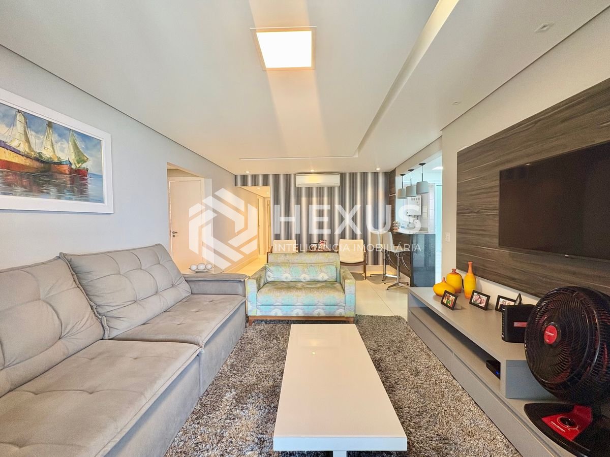 Foto 4 de Apartamento com varanda gourmet vista mar e lazer na Praia da Enseada, Guaruja