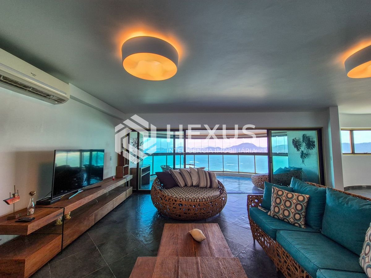 Foto 4 de Apartamento frente mar com lazer de clube e varanda na Praia da Enseada, Guaruja