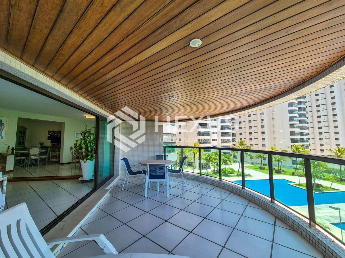 Foto 4 de Apartamento frente mar com lazer de clube na Praia da Enseada, Guarujá.