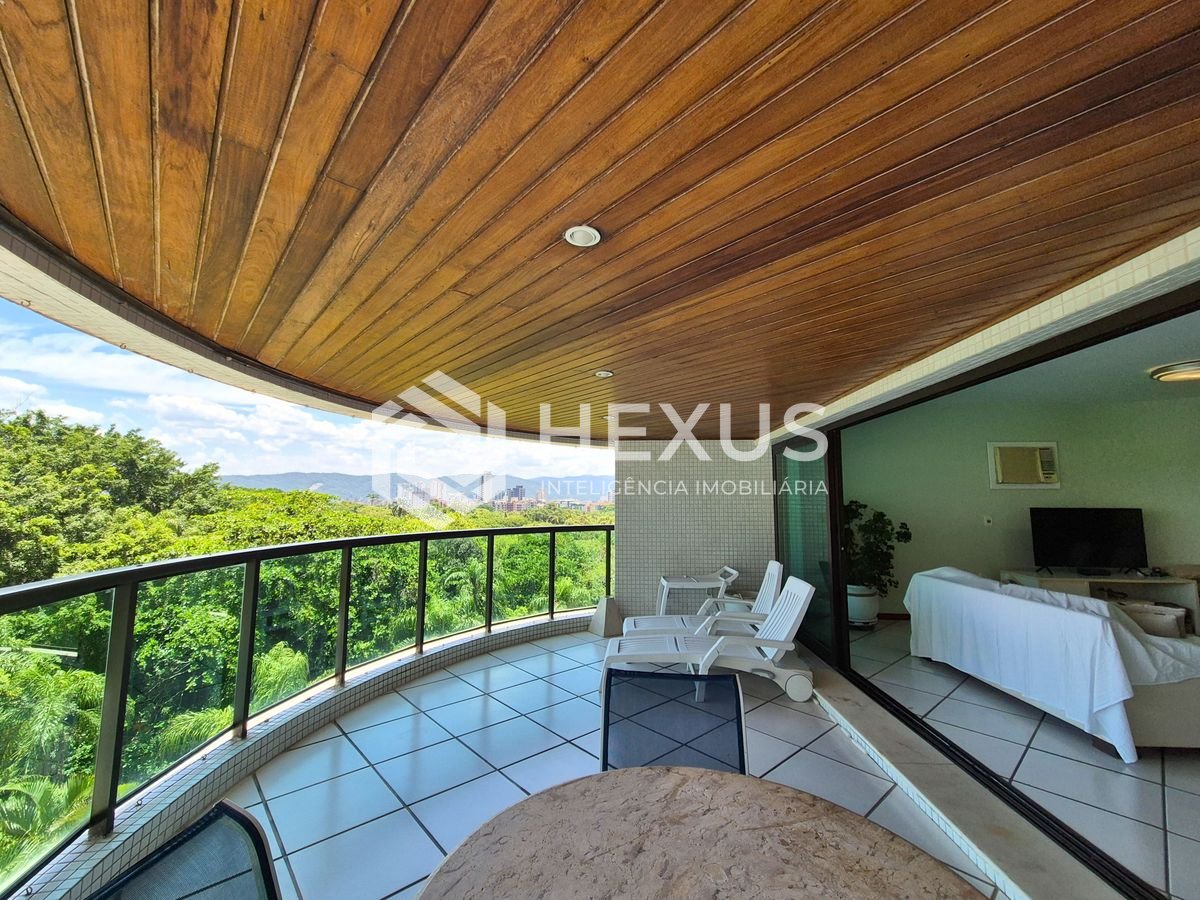 Foto 5 de Apartamento frente mar com lazer de clube na Praia da Enseada, Guarujá.