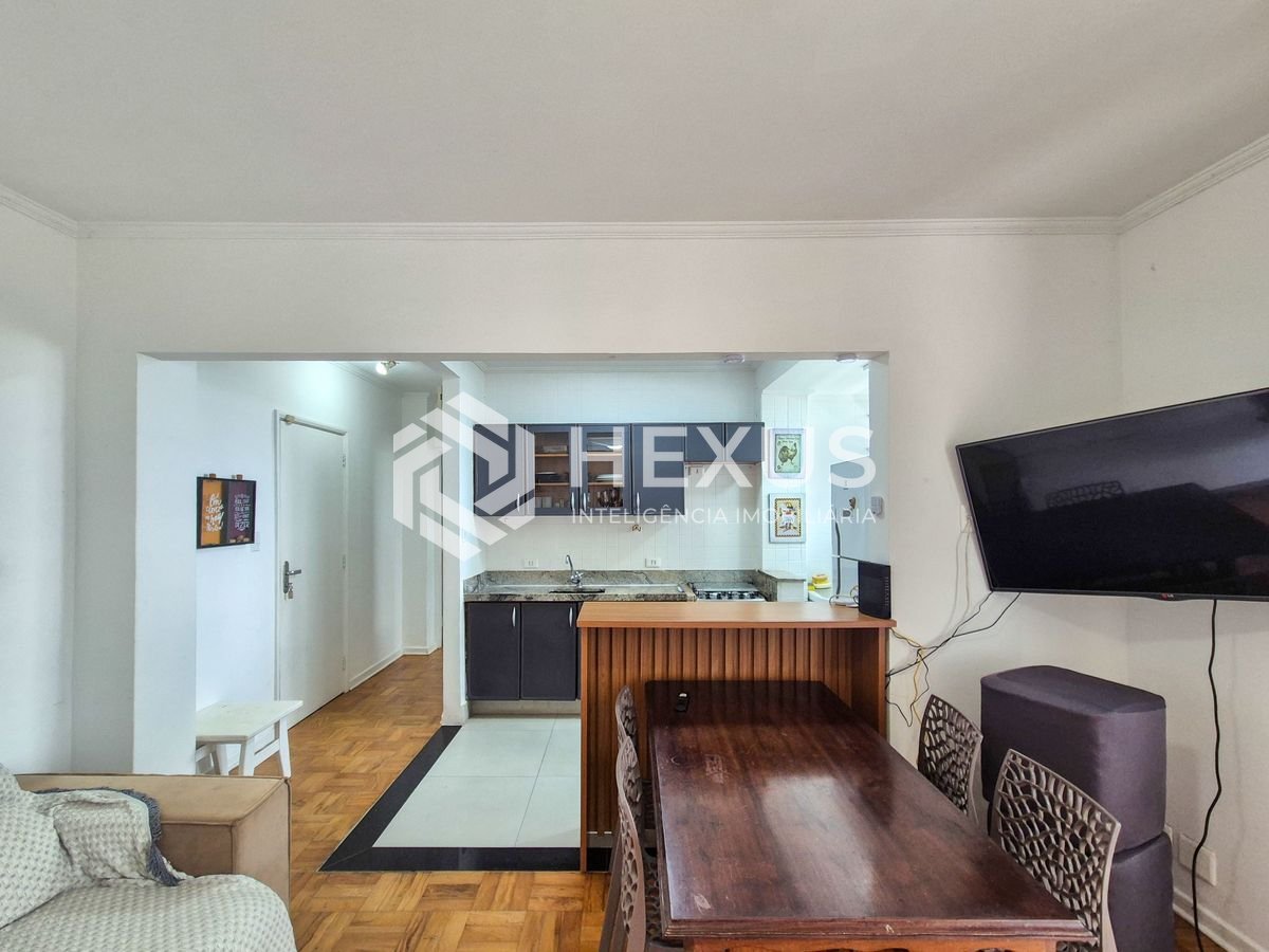 Foto 5 de Apartamento reformado com vista mar a 1 quadra da praia nas Pitangueiras, Guarujá