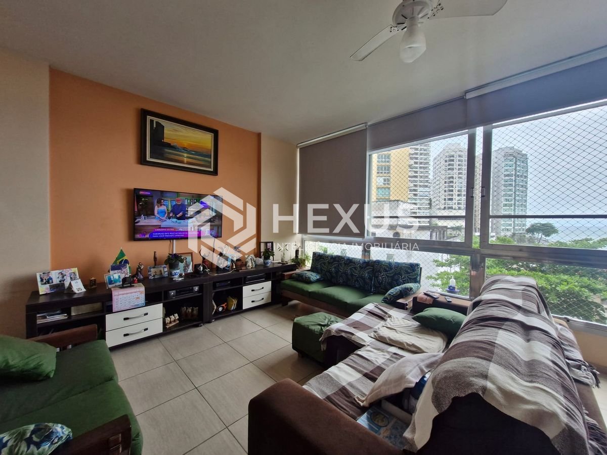 Foto 4 de Apartamento reformado frente mar e lazer com vista mar na Praia das Pitangueiras, Guarujá