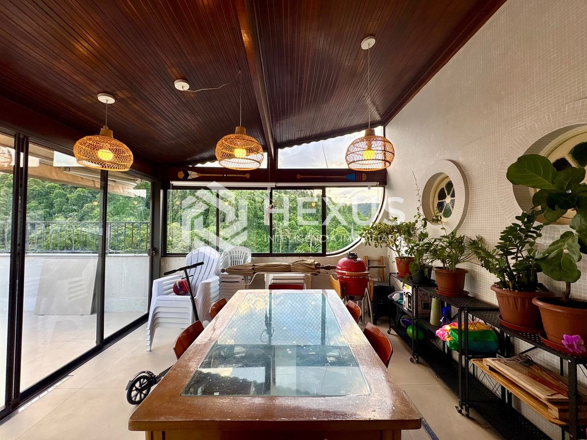 Foto 5 de Cobertura penthouse com varanda gourmet na Praia da Enseada, Guaruja