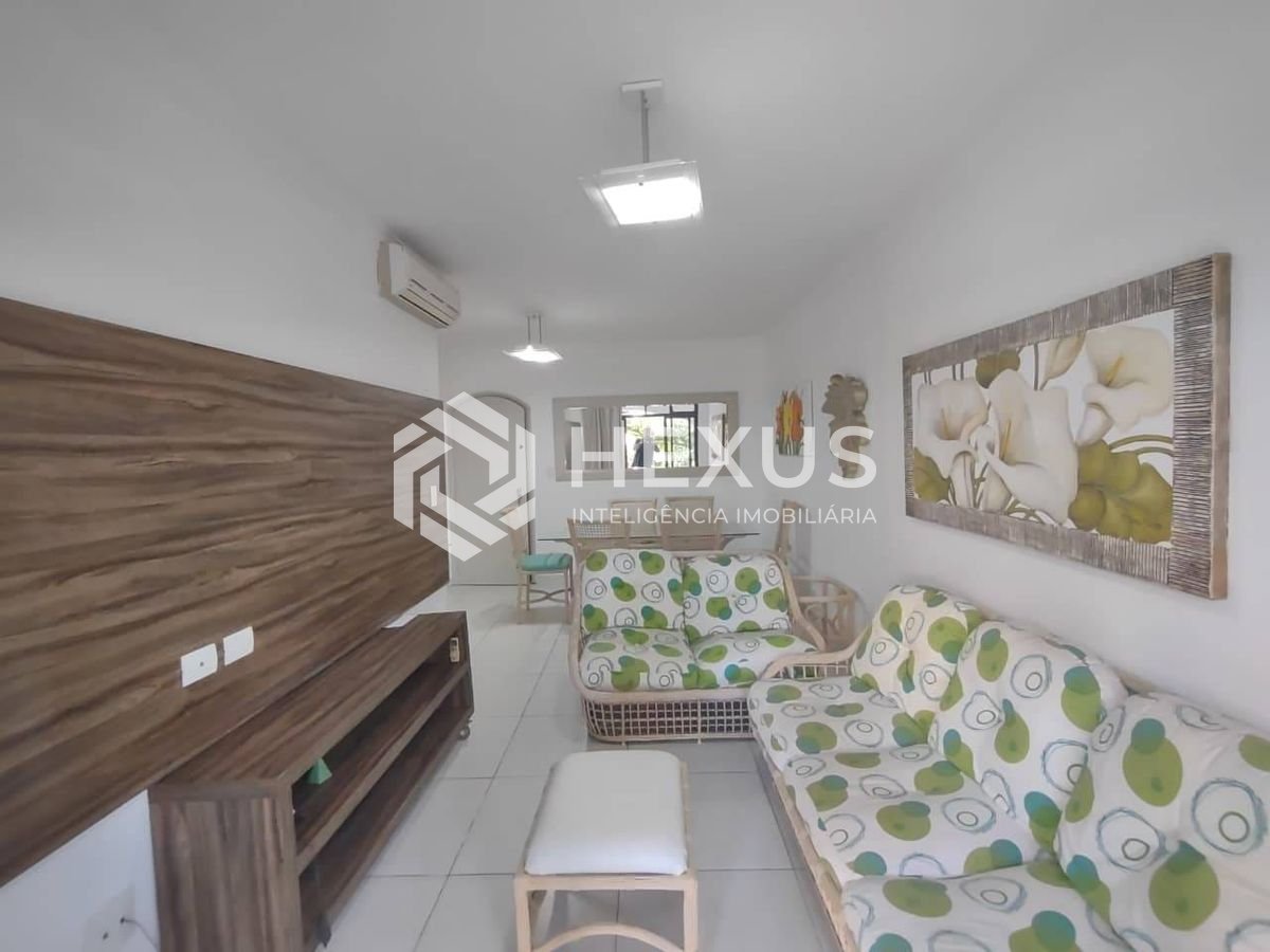 Foto 5 de Apartamento com varanda e lazer na Praia da Enseada, Guaruja