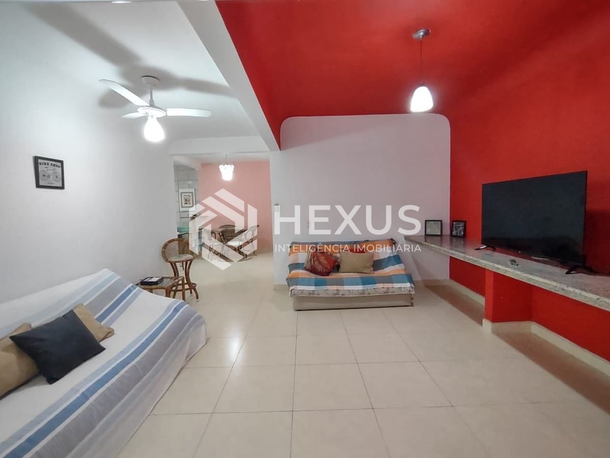 Foto 3 de Apartamento com varanda na Praia da Enseada, Guaruja