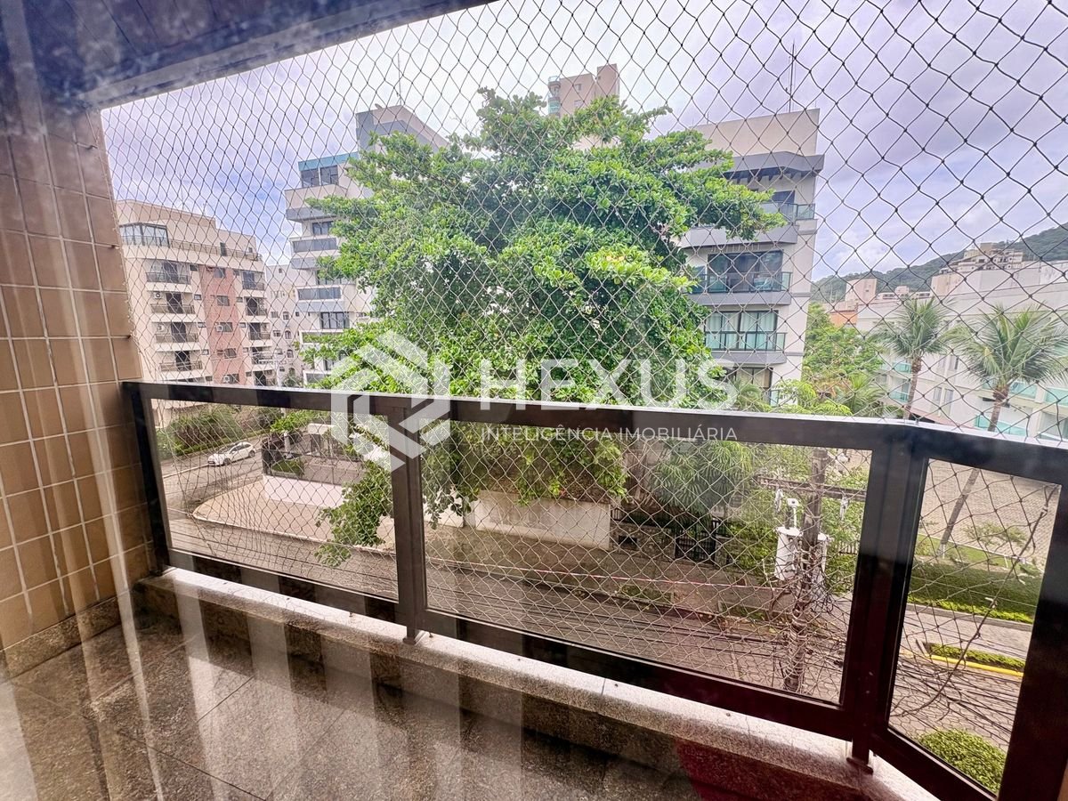 Foto 2 de Apartamento com varanda na Praia da Enseada, Guaruja