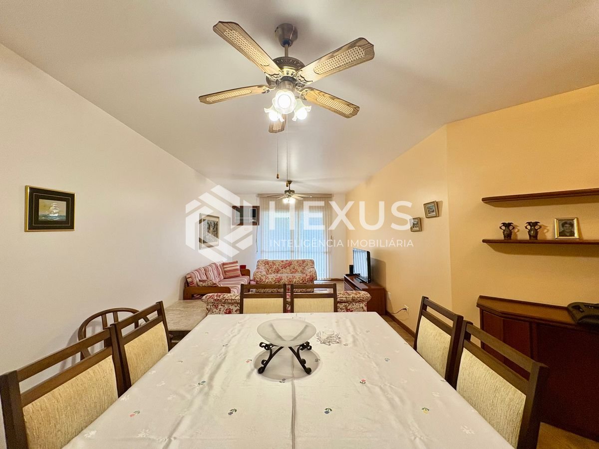 Foto 4 de Apartamento com varanda na Praia da Enseada, Guaruja