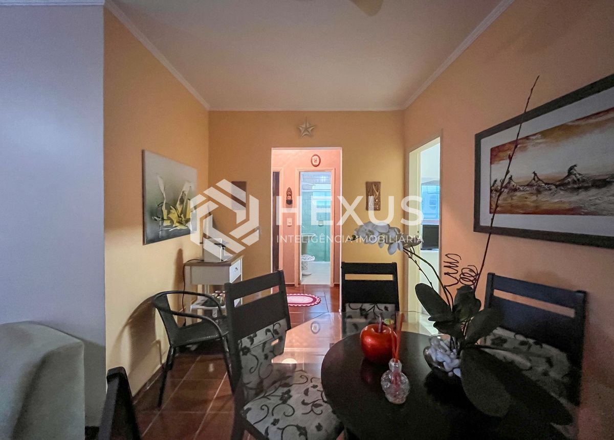 Foto 4 de Apartamento com varanda na Praia das Asturias, Guaruja