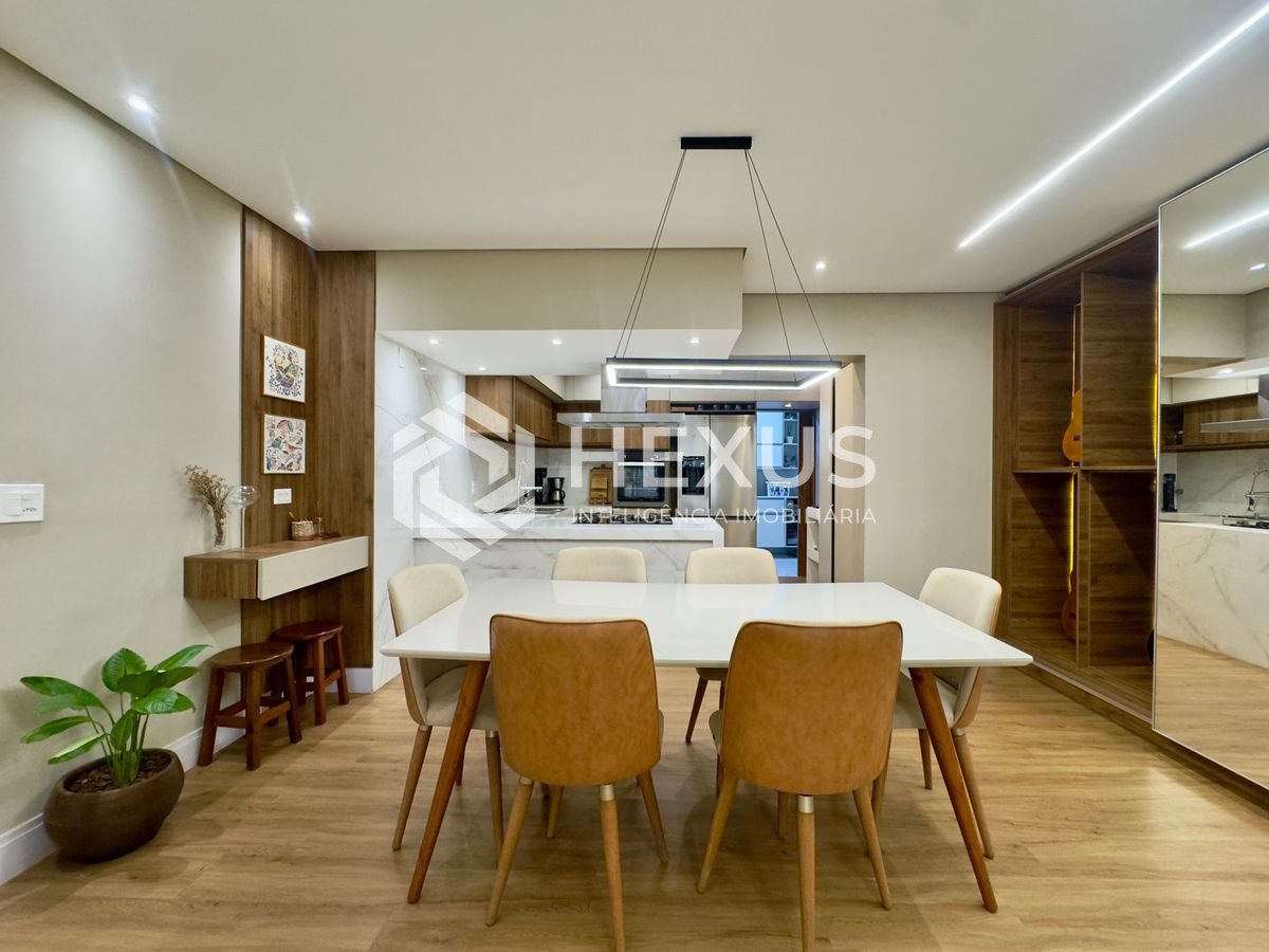 Foto 4 de Apartamento reformado com varanda gourmet e lazer na beira mar da Praia das Asturias, Guaruja