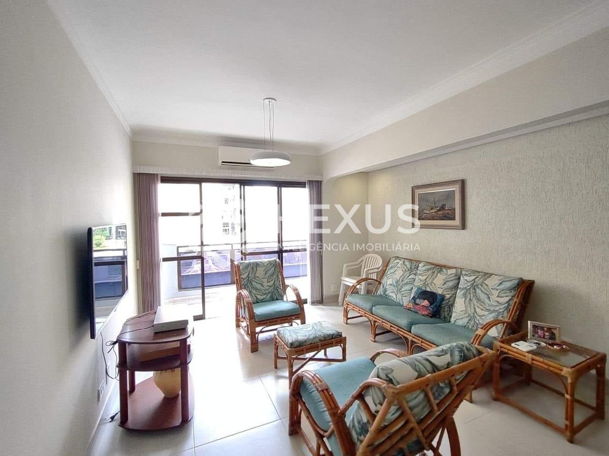 Foto 5 de Apartamento com varanda e lazer na Praia da Enseada, Guaruja