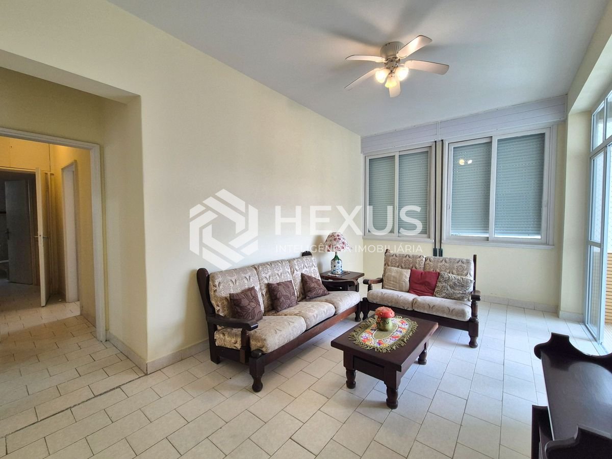Foto 4 de Apartamento com varanda na beira mar da Praia das Pitangueiras, Guaruja