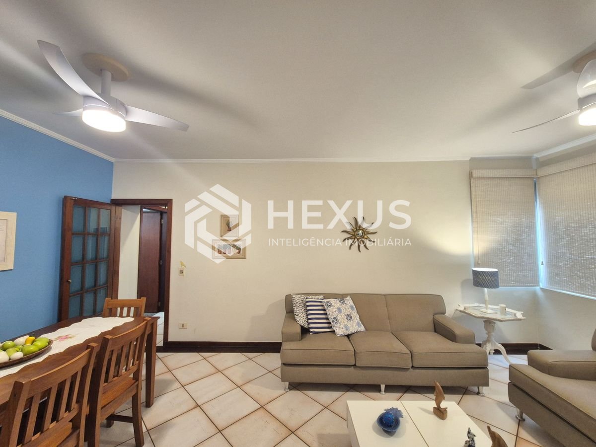 Foto 2 de Apartamento reformado e mobiliado a venda na praia das Pitangueiras Guaruja