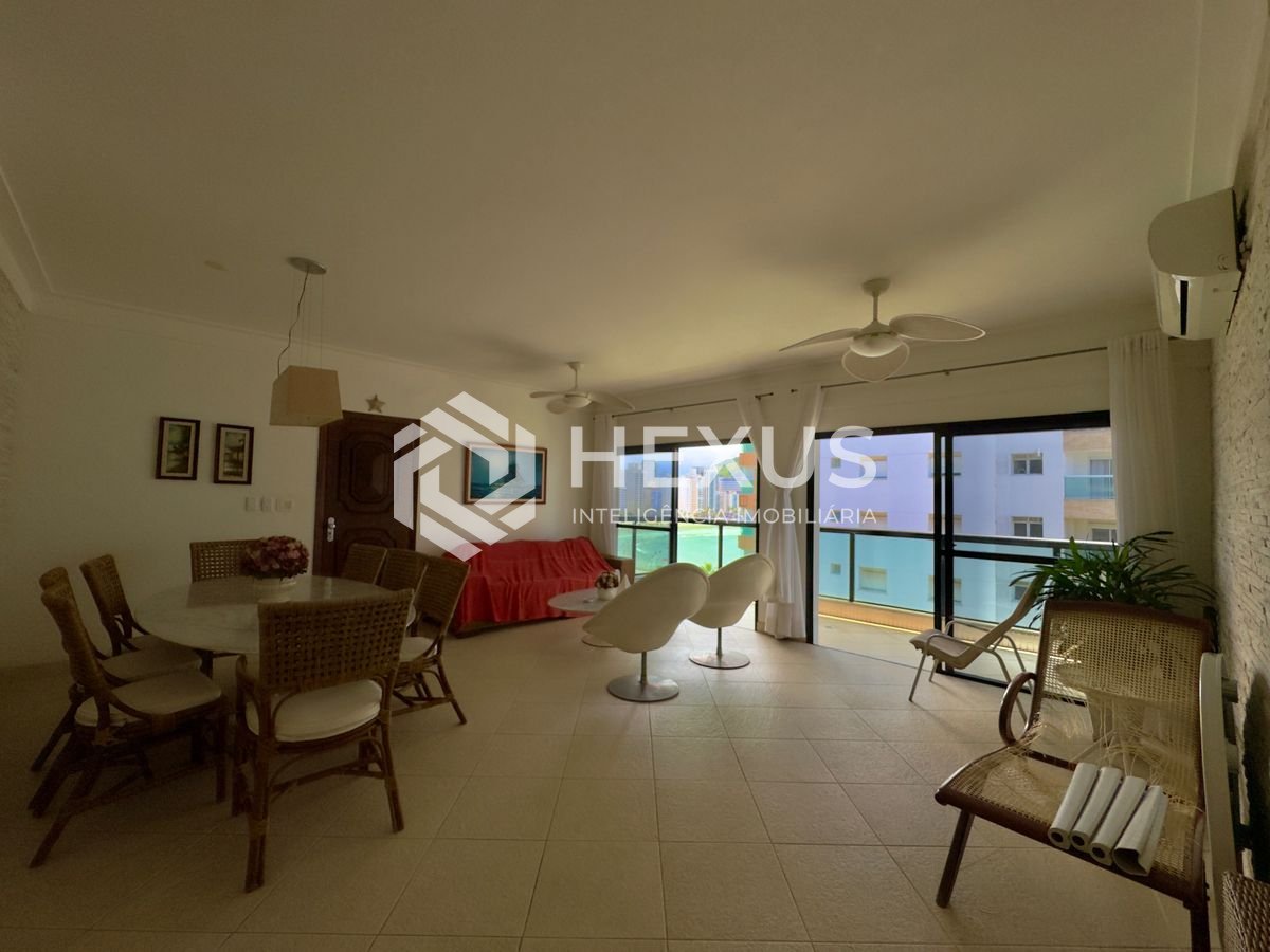 Foto 2 de Apartamento com varanda e vista mar na beira mar da Praia das Asturias, Guaruja