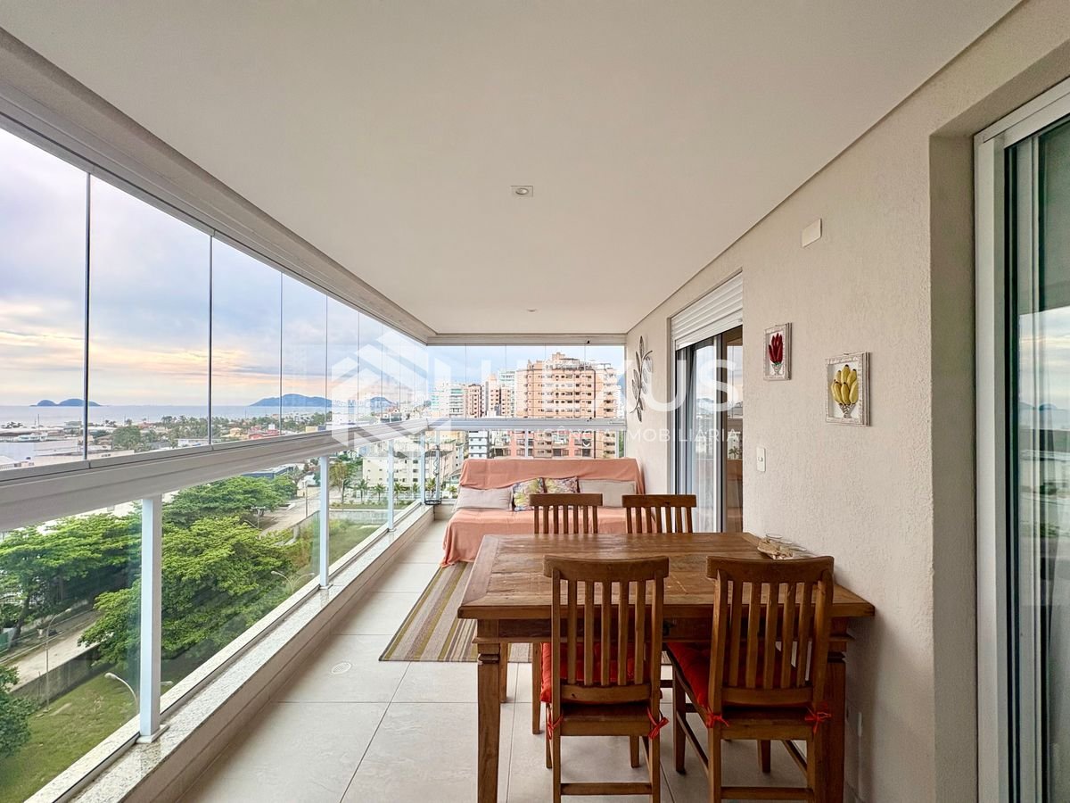 Apartamento na Enseada — foto 1
