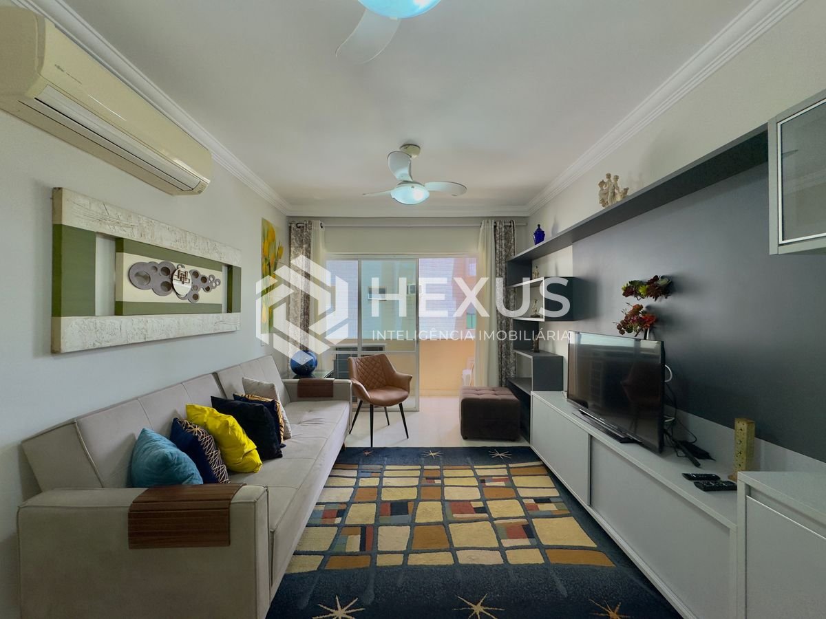 Foto 2 de Apartamento reformado com varanda e lazer na beira mar da Praia das Asturias, Guaruja