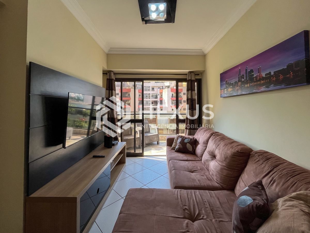 Foto 3 de Apartamento com varanda e lazer na beira mar da Praia da Enseada, Guaruja