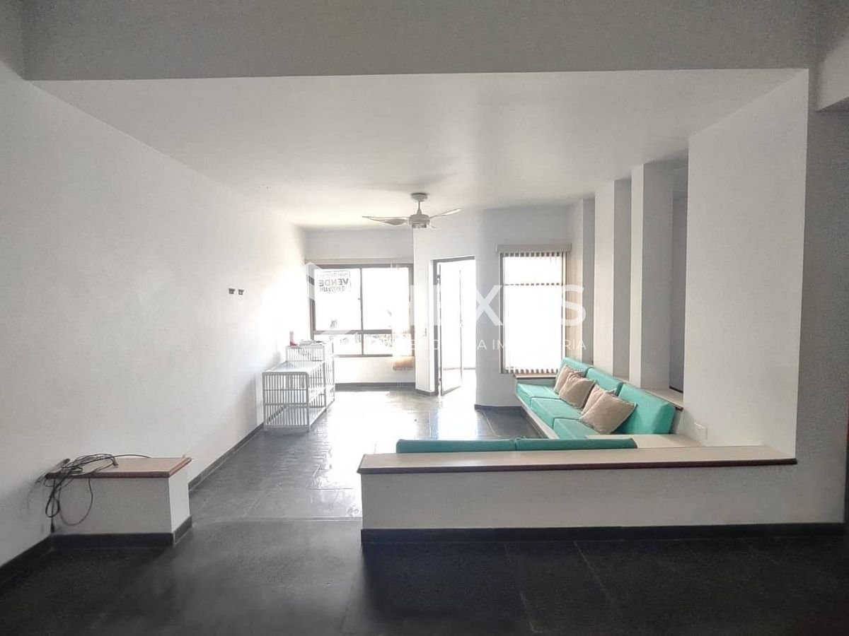 Foto 4 de Apartamento com varanda e lazer na Praia da Enseada, Guaruja