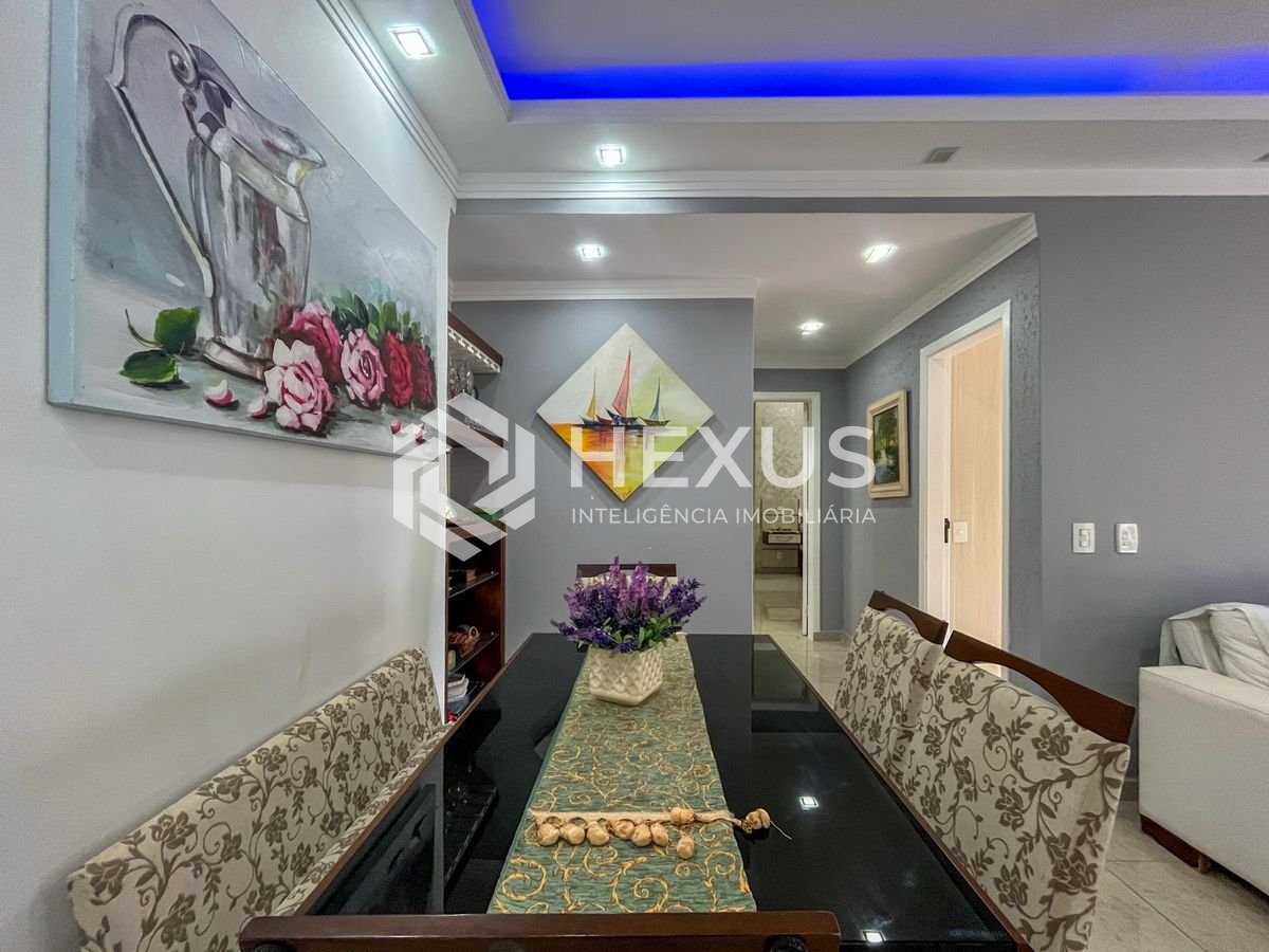 Foto 5 de Apartamento com varanda e lazer na Praia das Pitangueiras, Guaruja