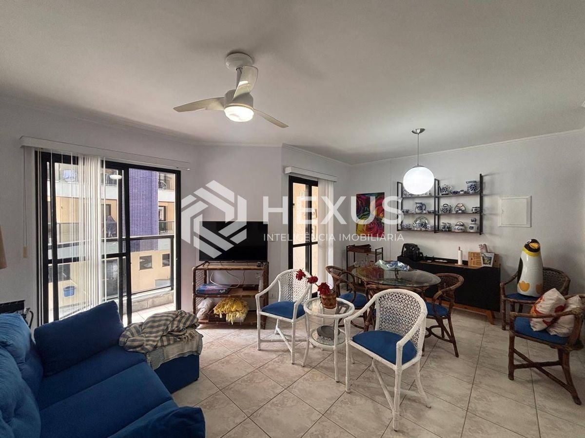 Foto 4 de Apartamento com varanda e lazer na Praia do Tombo, Guaruja