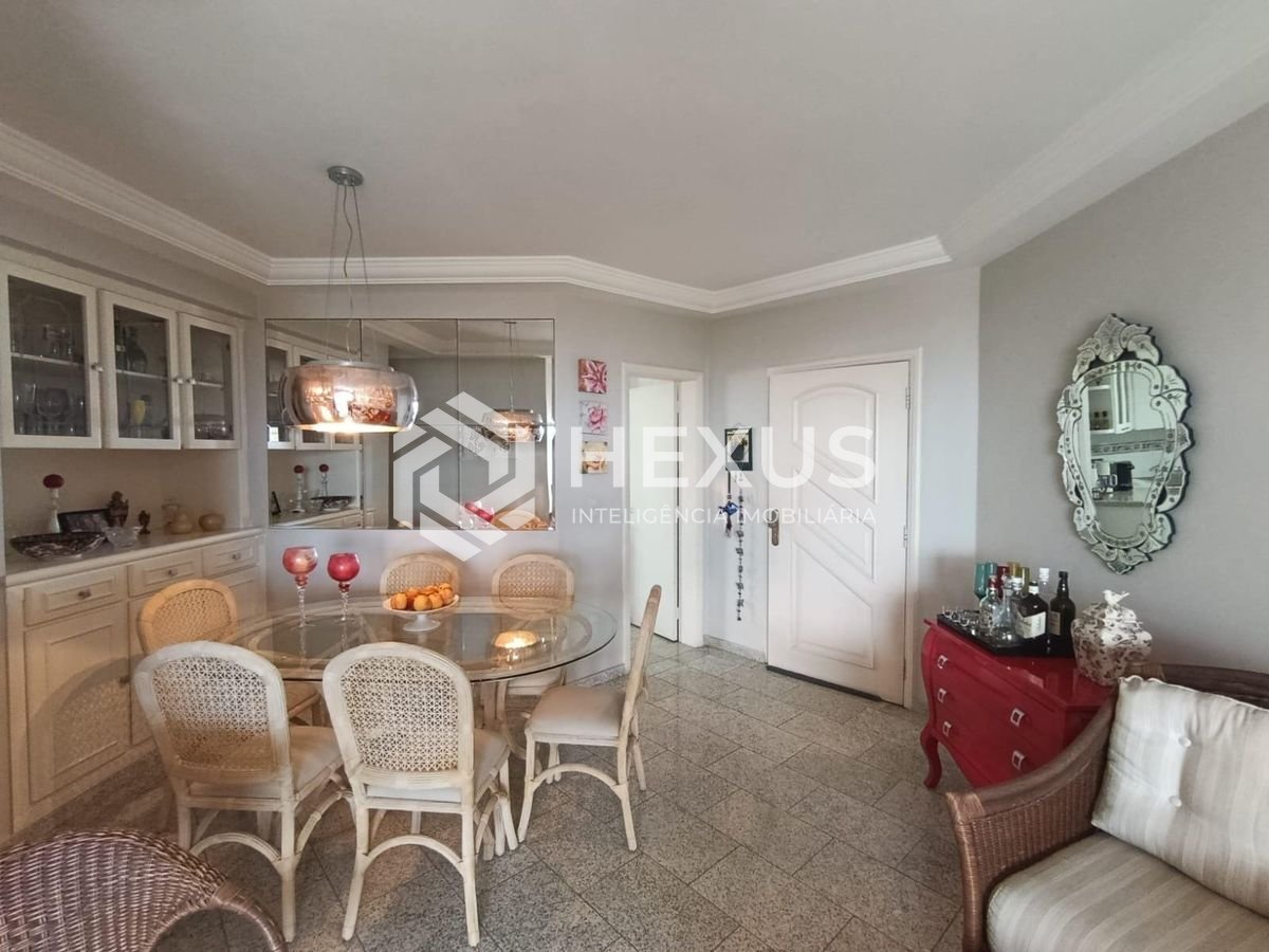Foto 5 de Apartamento com varanda gourmet e vista mar na Praia da Enseada, Guaruja
