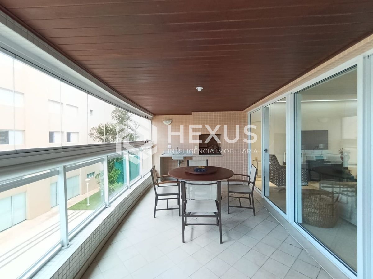 Foto 2 de Apartamento frente mar com varanda gourmet e lazer na Praia da Enseada, Guaruja