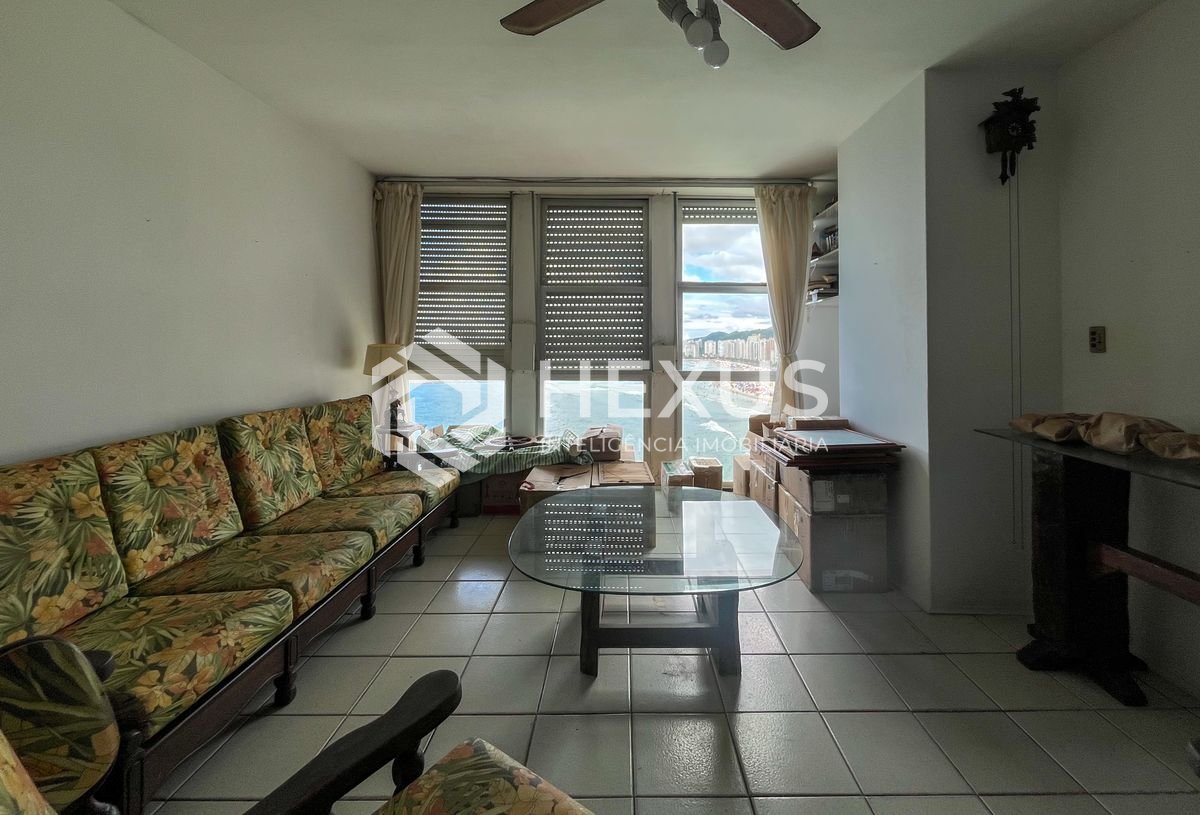 Foto 2 de Apartamento frente mar com vista mar na Praia das Pitangueiras, Guaruja