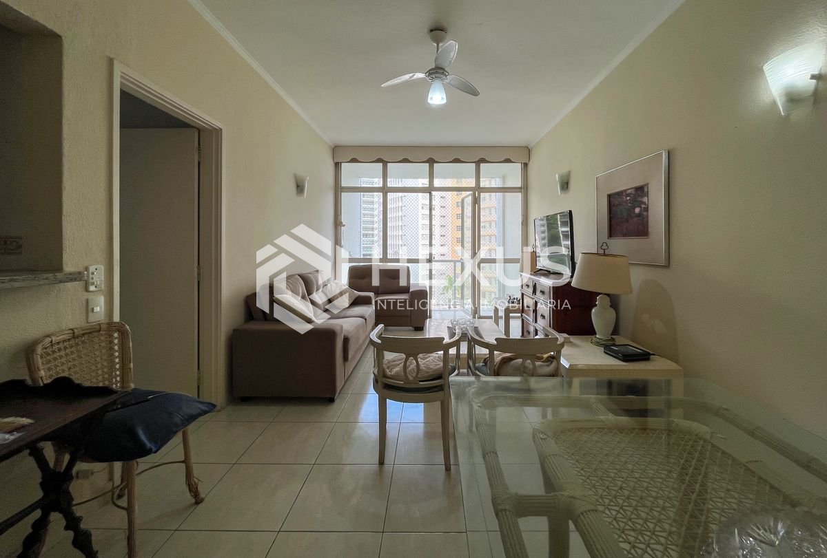 Foto 4 de Apartamento com varanda vista mar na beira mar da Praia das Pitangueiras, Guarujá