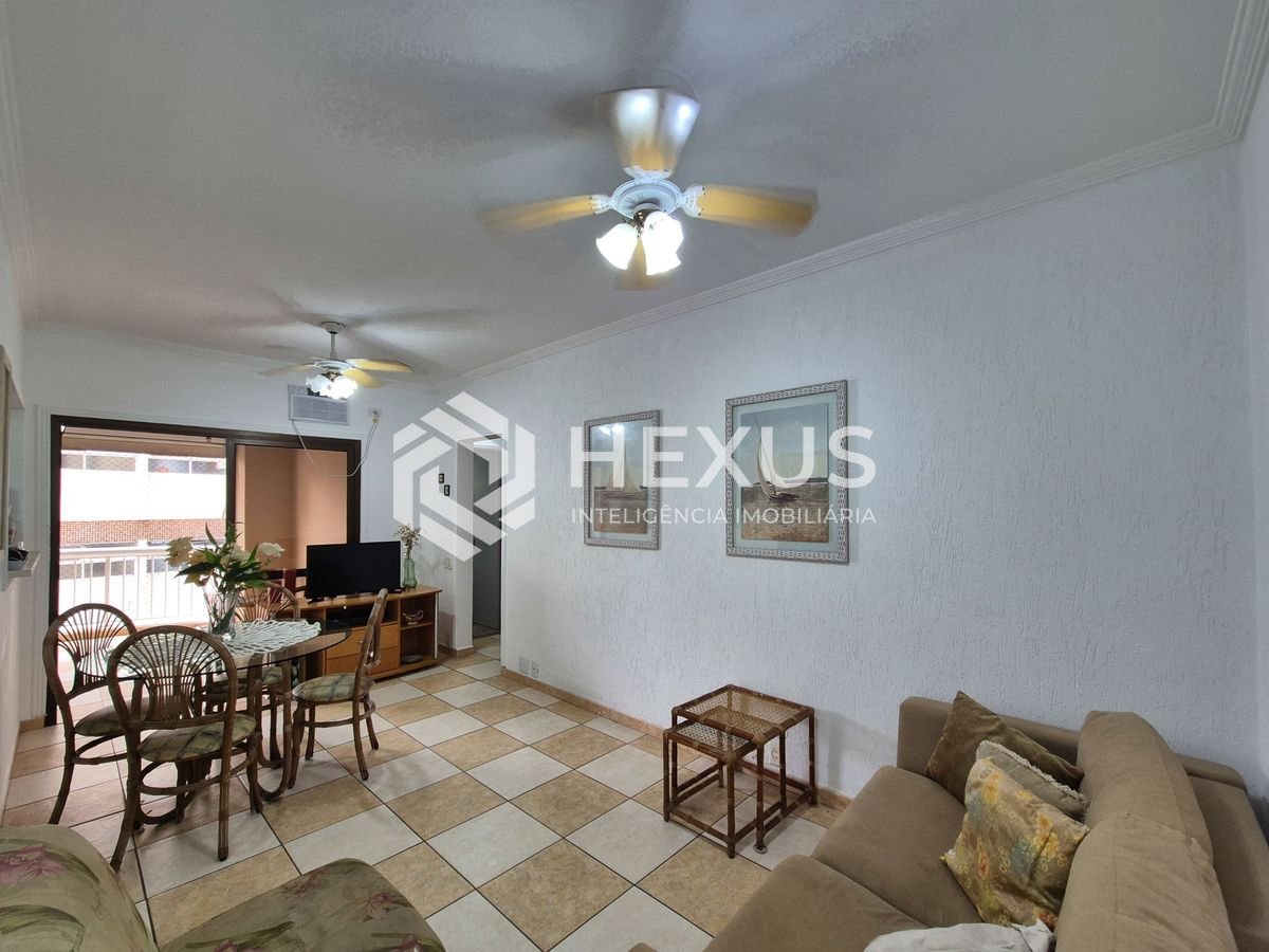Foto 4 de Apartamento com varanda e lazer na beira mar da Praia das Pitangueiras, Guaruja
