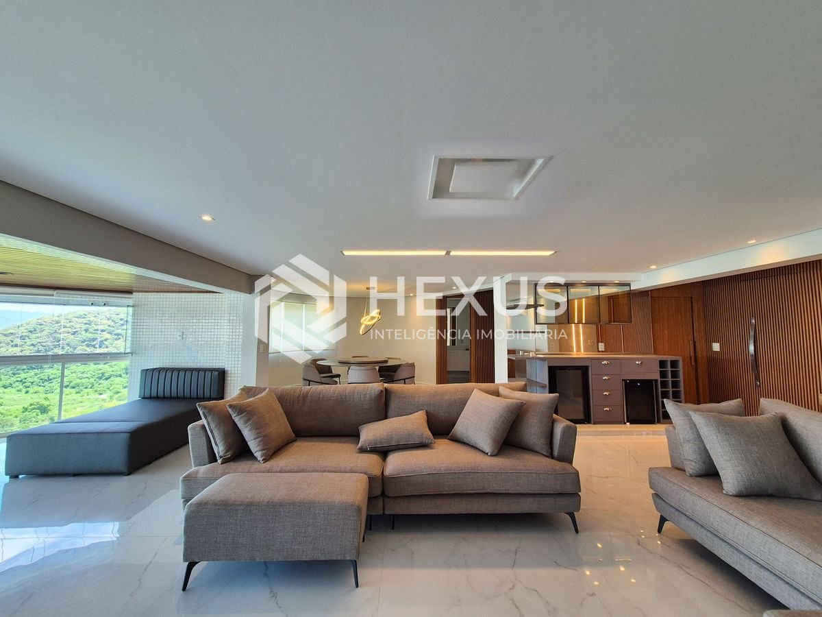 Foto 4 de Apartamento reformado frente mar com varanda gourmet e lazer de clube na Praia da Enseada, Guarujá