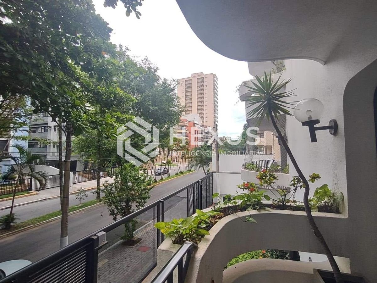 Foto 4 de Apartamento com varanda e lazer na Praia da Enseada, Guaruja