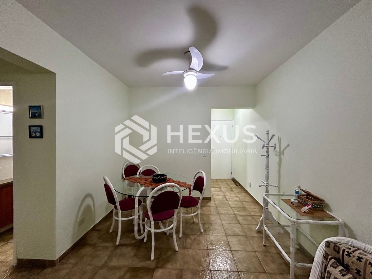 Foto 3 de Apartamento com varanda na Praia da Enseada, Guaruja