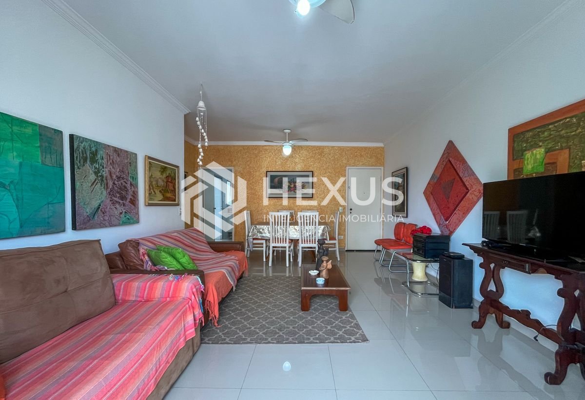 Foto 2 de Apartamento com varanda vista mar na Praia das Pitangueiras, Guaruja