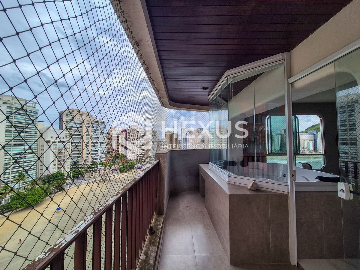 Foto 4 de Apartamento frente mar com varanda vista mar e lazer na Praia das Asturias, Guaruja