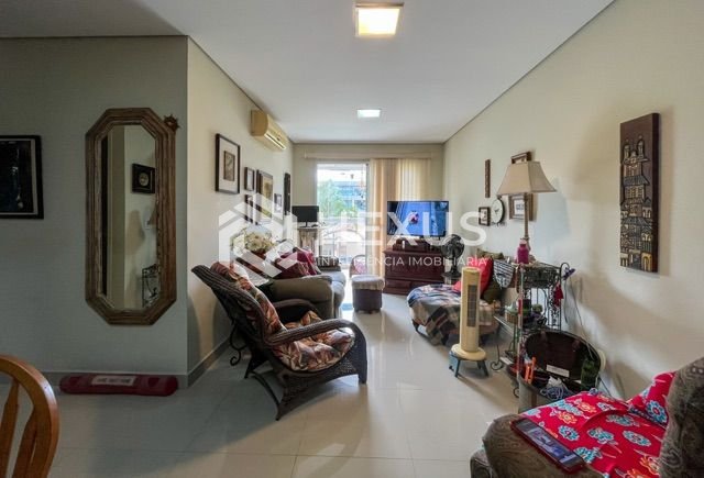 Foto 3 de Apartamento com varanda e lazer na Praia das Asturias, Guaruja
