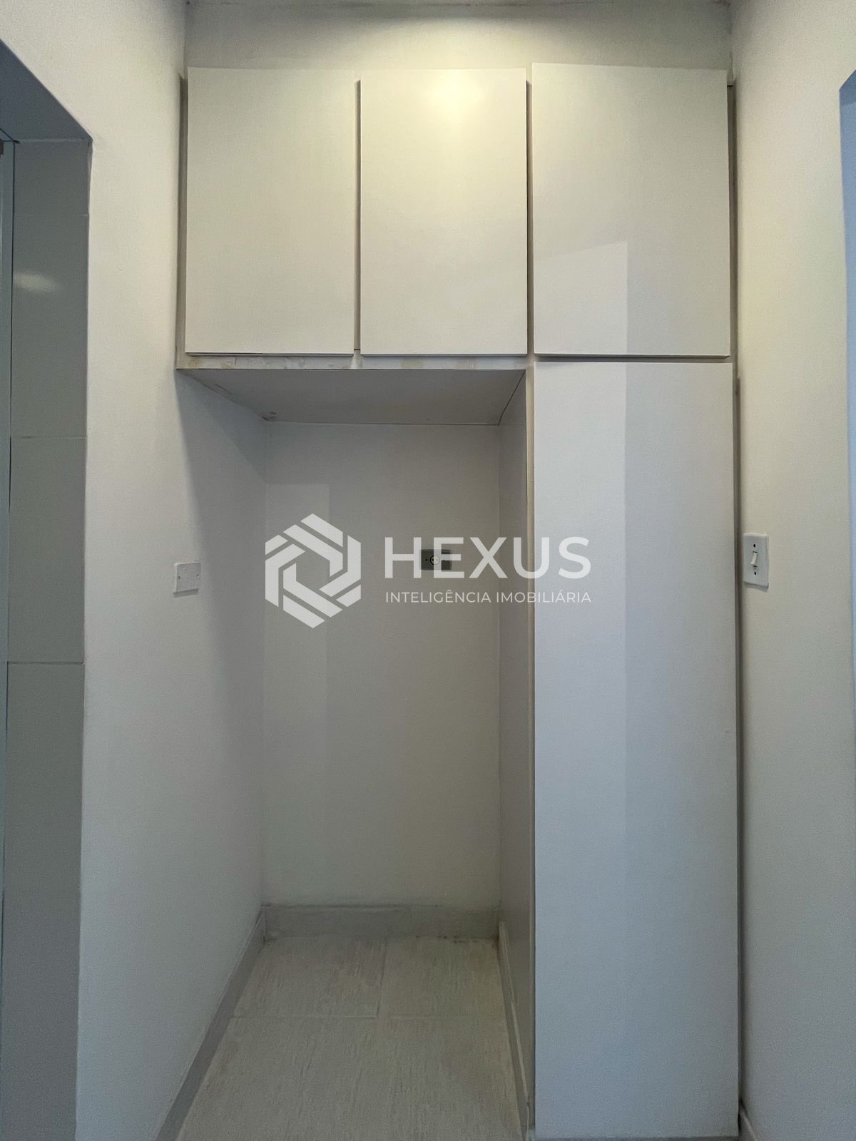 Foto 5 de Apartamento na Praia das Pitangueiras, Guaruja