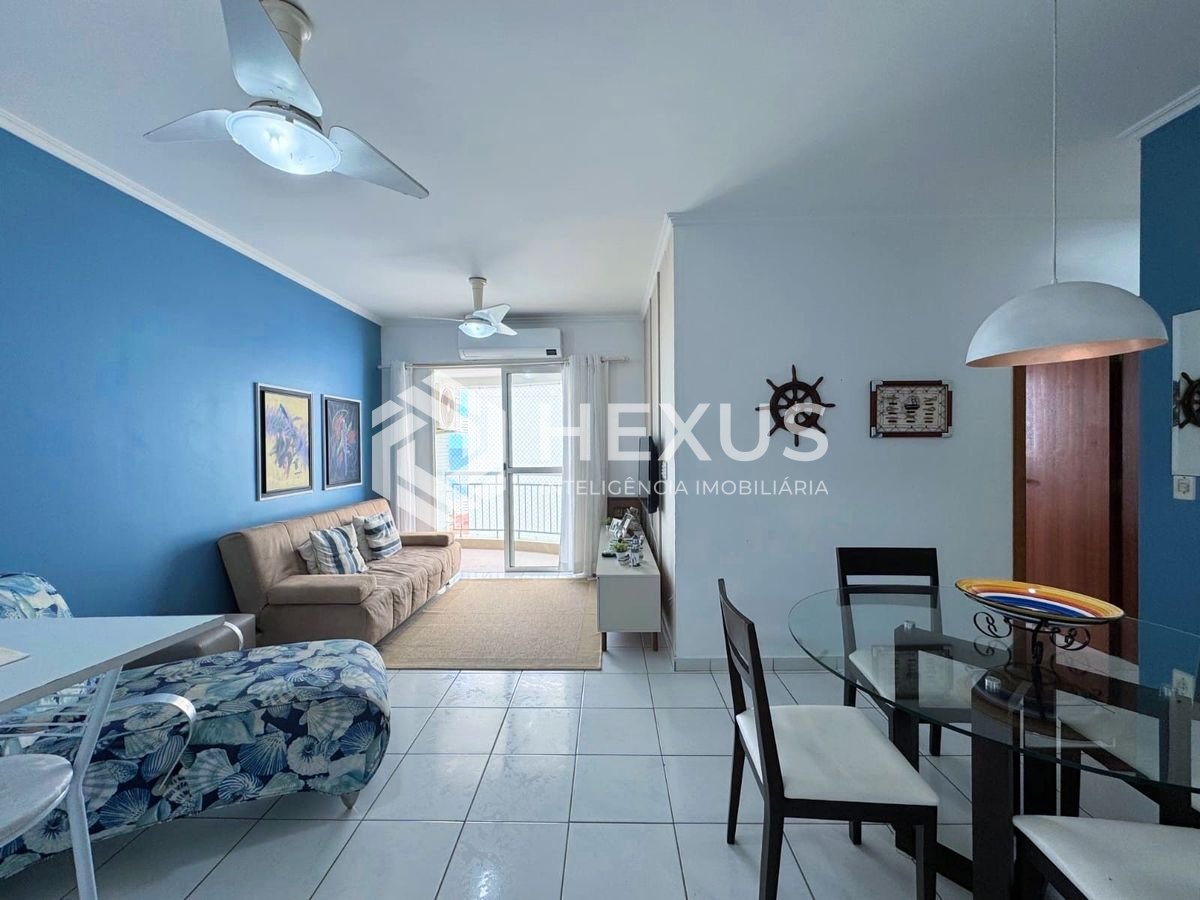Foto 3 de Apartamento com varanda vista mar e lazer na beira mar da Praia do Tombo, Guaruja