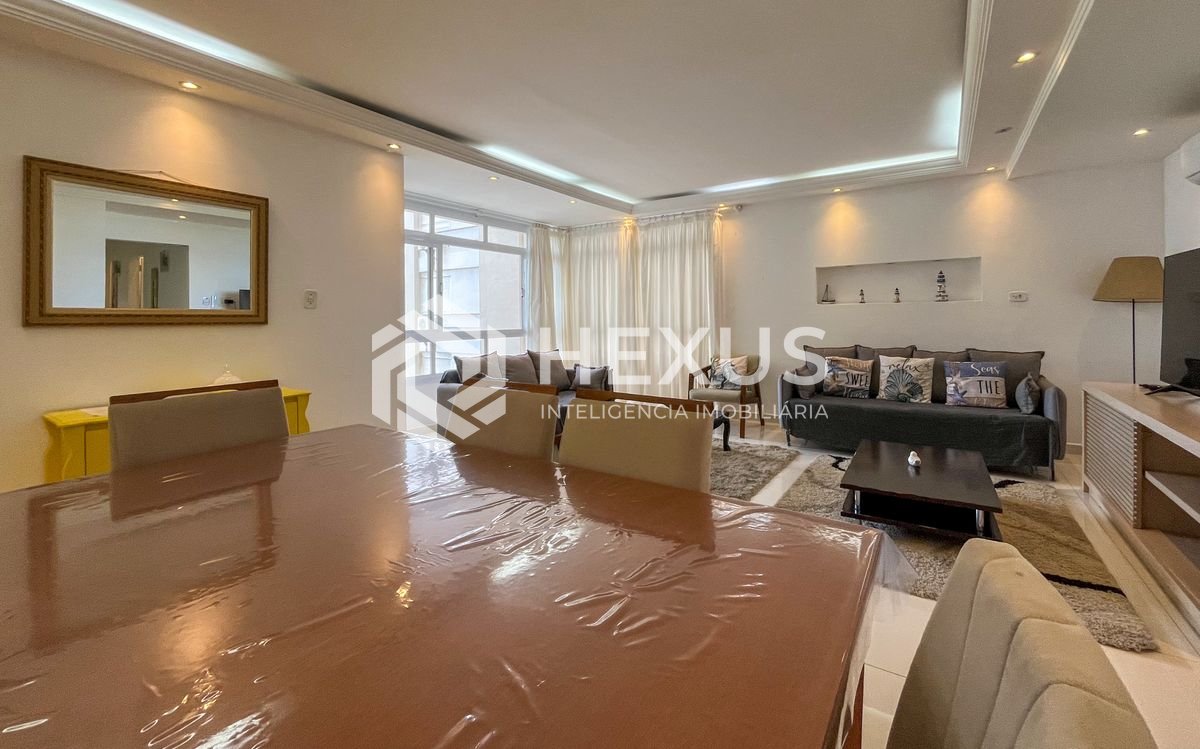 Foto 4 de Apartamento reformado frente mar na Praia das Pitangueiras, Guaruja
