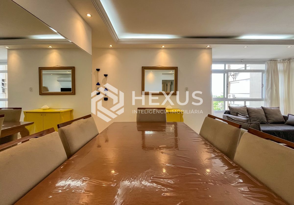 Foto 5 de Apartamento reformado frente mar na Praia das Pitangueiras, Guaruja