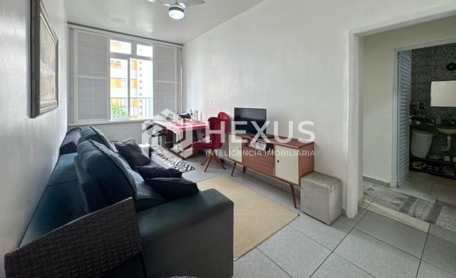Foto 3 de Apartamento a 50m da Praia das Pitangueiras, Guaruja